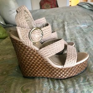 Quipid Wedge Heels
